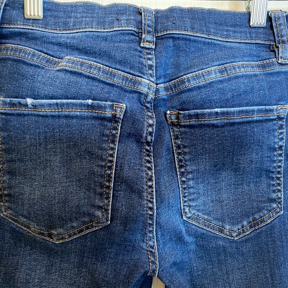 Free People Frayed Skinny Jeans - Size 26 - Picture 4 of 5